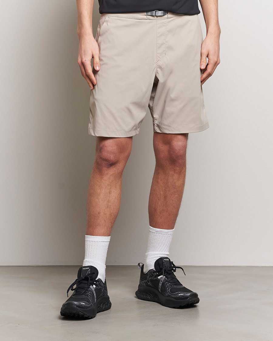 Hombres | Pantalones cortos funcionales | Houdini | Wadi Ultralight Shorts Sandstorm