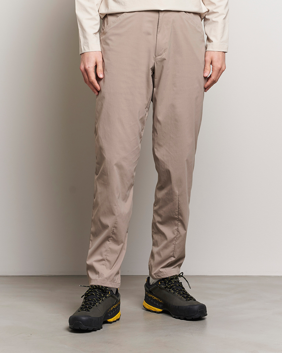 Hombres | Pantalones | Houdini | Wadi Ultralight Pants Misty Beach