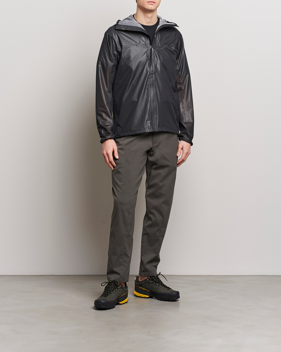 Hombres | Abrigos y chaquetas | Houdini | The Orange Waterproof Jacket True Black