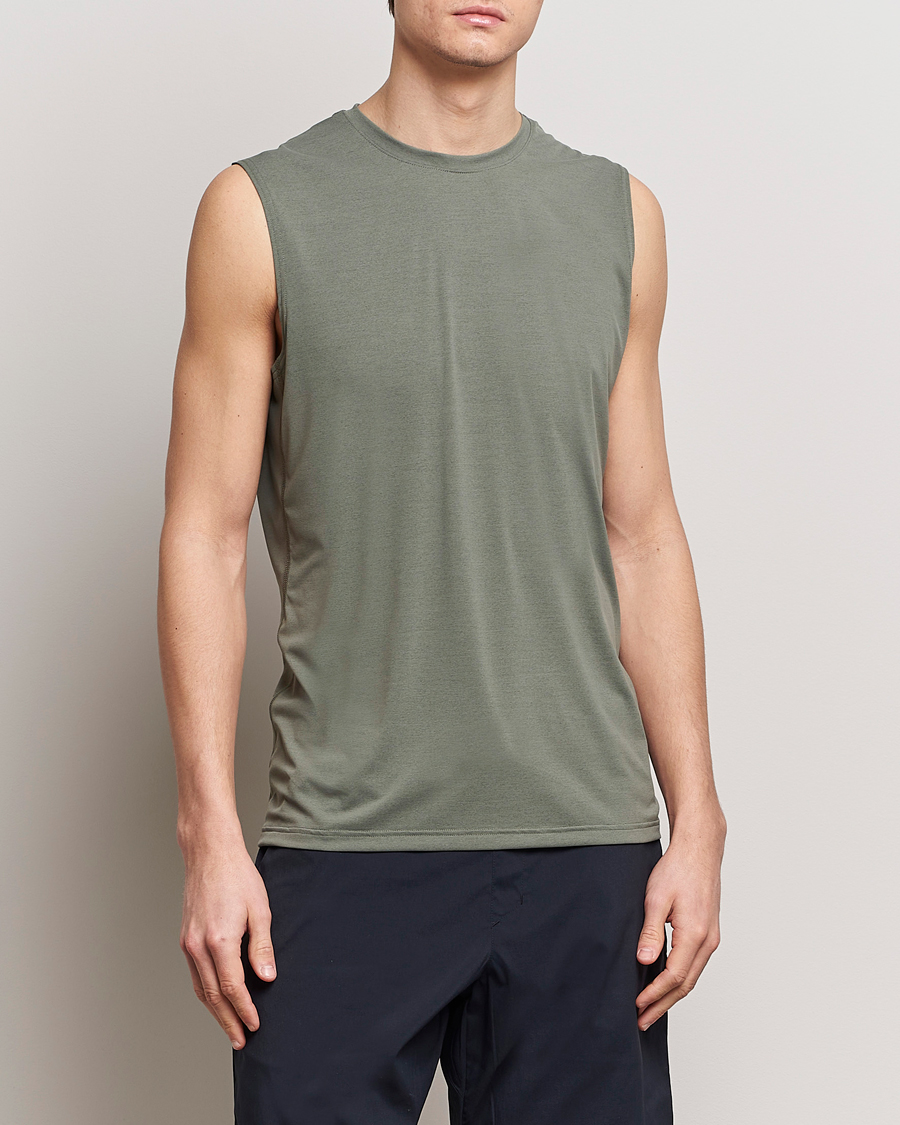 Hombres | Camisetas | Houdini | Pace Air Tank Geyser Grey
