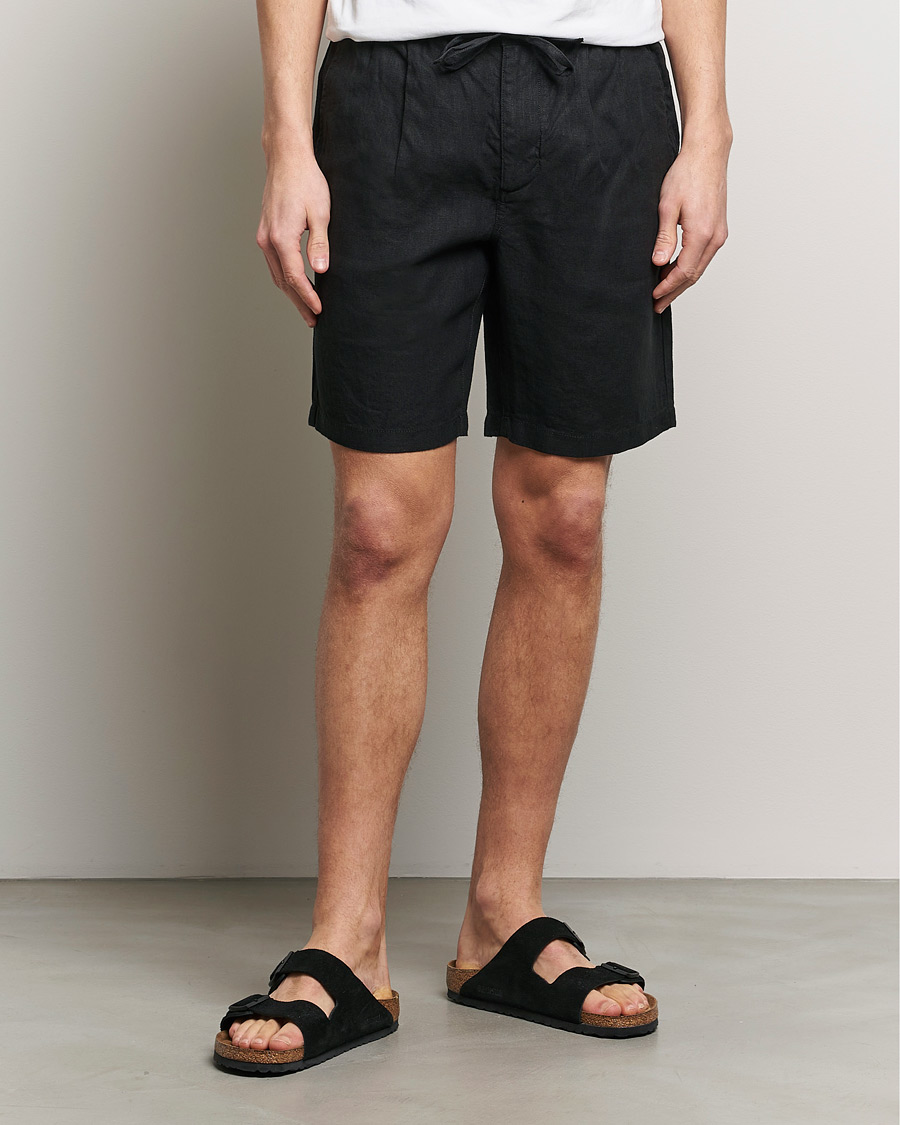 Hombres | Pantalones cortos de lino | KnowledgeCotton Apparel | Loose Linen Shorts Jet Black