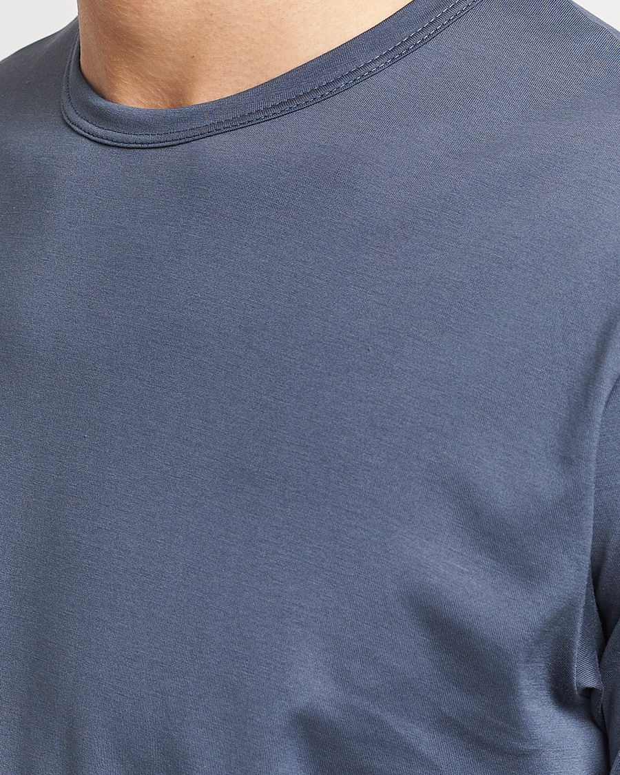 Hombres | Camisetas | Sunspel | Crew Neck Q82 Cotton T-Shirt Slate Blue