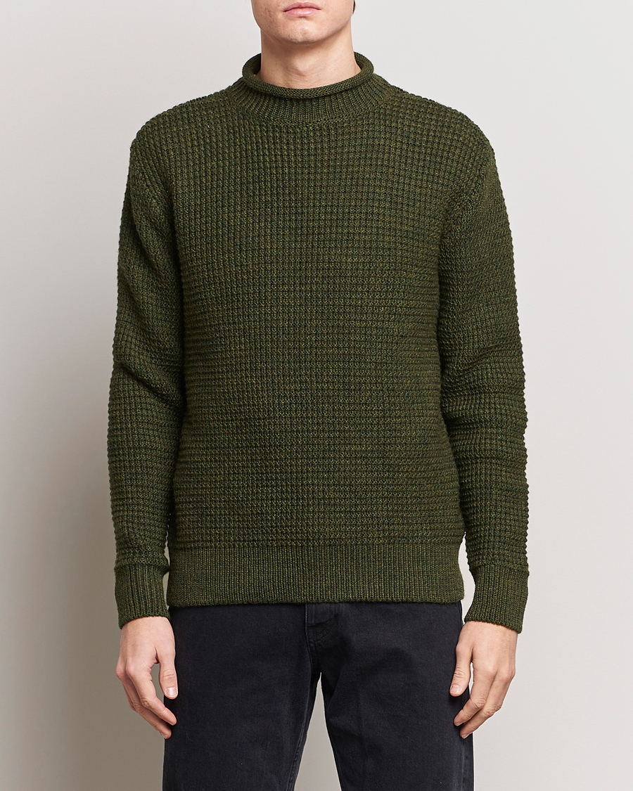 Hombres | Jerséis y prendas de punto | Sunspel | Fisherman Merino Wool Jumper Dark Olive