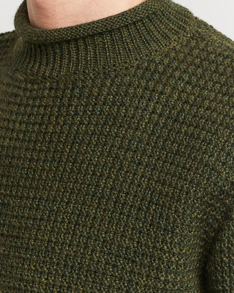 Hombres | Jerséis y prendas de punto | Sunspel | Fisherman Merino Wool Jumper Dark Olive