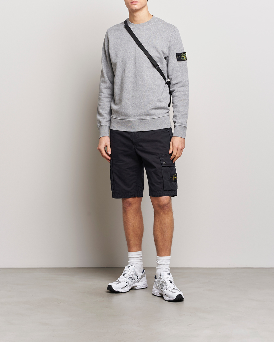 Hombres | Pantalones cortos | Stone Island | Brushed Cotton Canvas Cargo Shorts Navy Blue