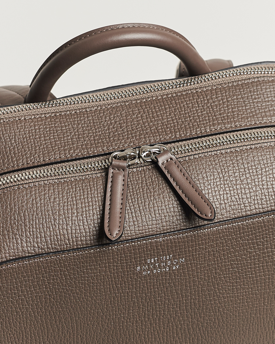 Hombres | Smythson Ludlow Zip Around Backpack Dark Taupe | Smythson | Ludlow Zip Around Backpack Dark Taupe