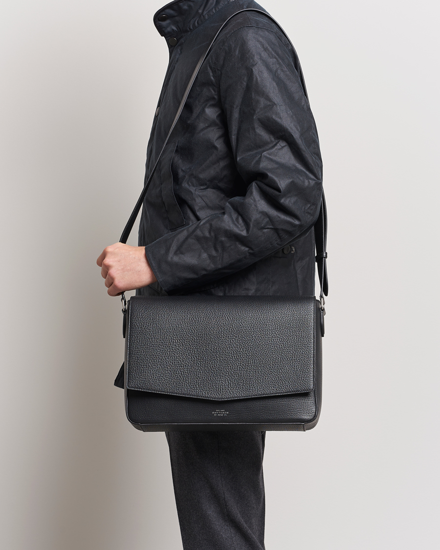 Men | Portfolios | Smythson | Ludlow Messenger Bag Black