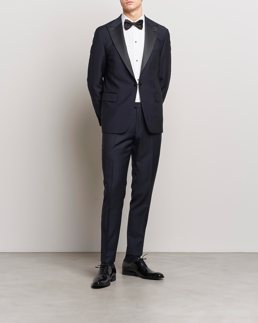 Hombres | Blazers | Oscar Jacobson | Frampton Wool Tuxedo Blazer Navy