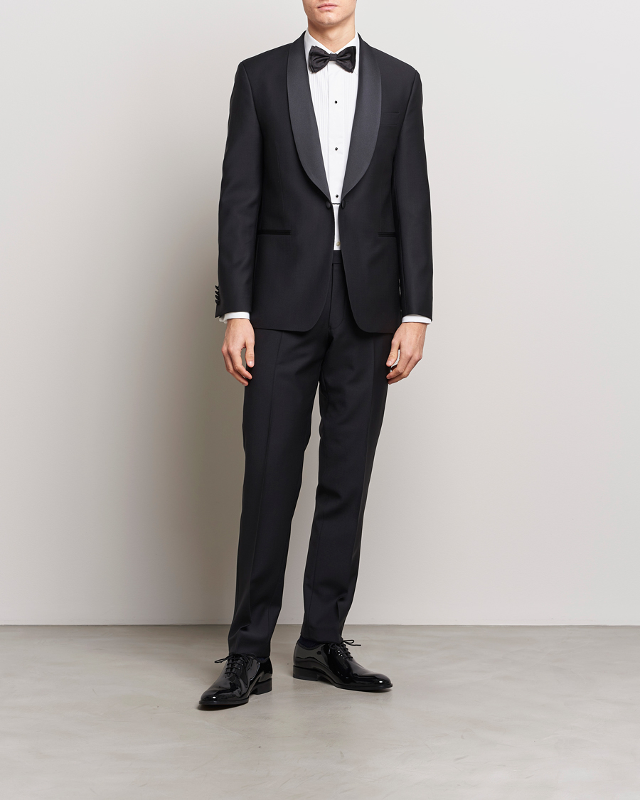 Hombres | Blazers | Oscar Jacobson | Figaro Wool Tuxedo Blazer Black