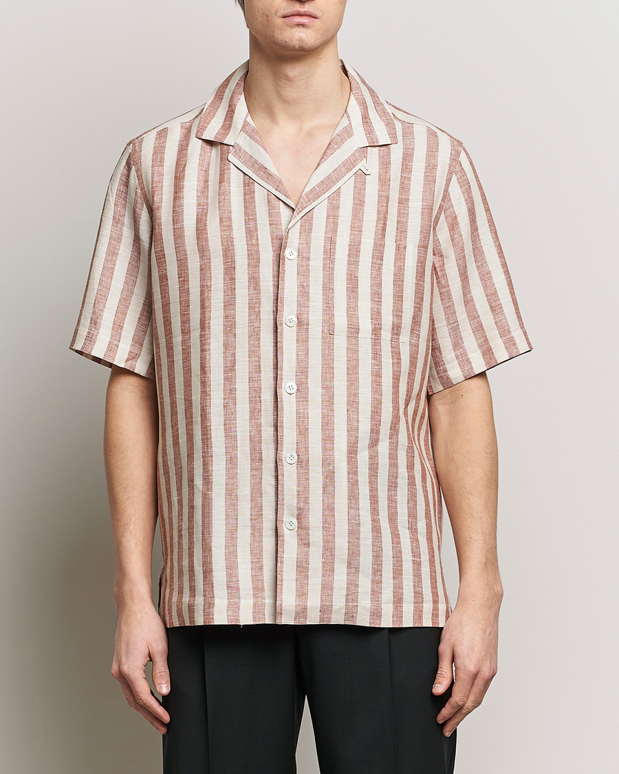 Hombres | Camisas | Lardini | Striped Short Sleeve Linen Shirt Beige/Red