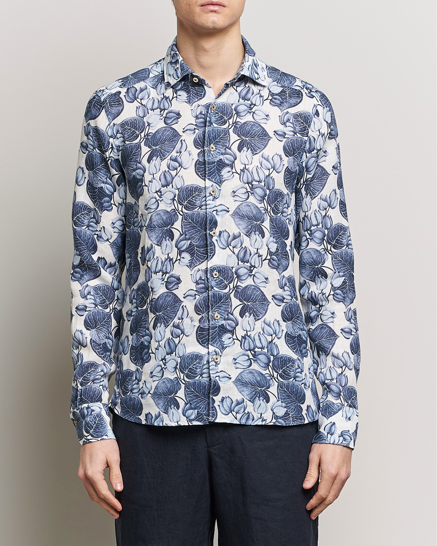 Hombres | Camisas de lino | Stenströms | Slimline Cut Away Printed Flower Linen Shirt Blue
