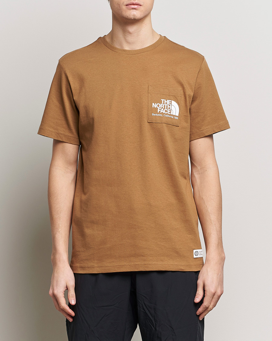 Hombres |  | The North Face | Berkeley Pocket T-Shirt Utility Brown