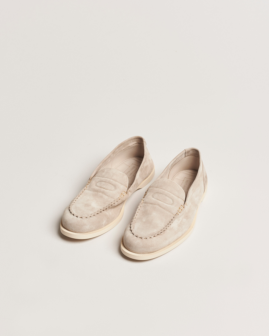 Hombres | John Lobb Pace Summer Loafer Sand Suede | John Lobb | Pace Summer Loafer Sand Suede