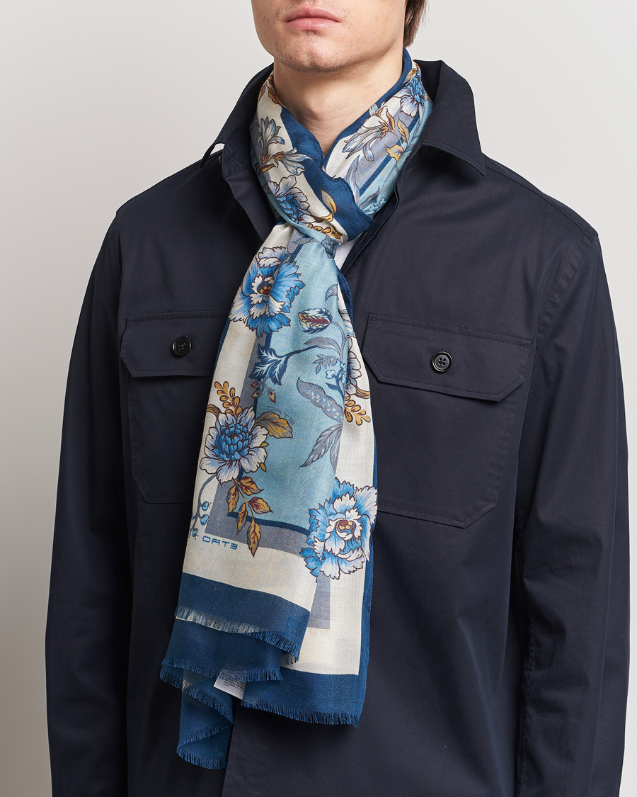 Hombres | Etro Modal/Cashmere Printed Scarf Light Blue | Etro | Modal/Cashmere Printed Scarf Light Blue