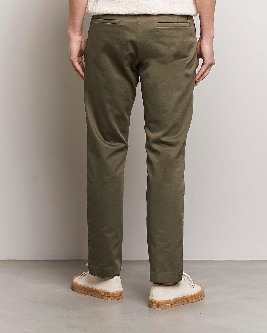 Hombres | Pantalones | NN07 | Theo Regular Fit Stretch Chinos Capers Green