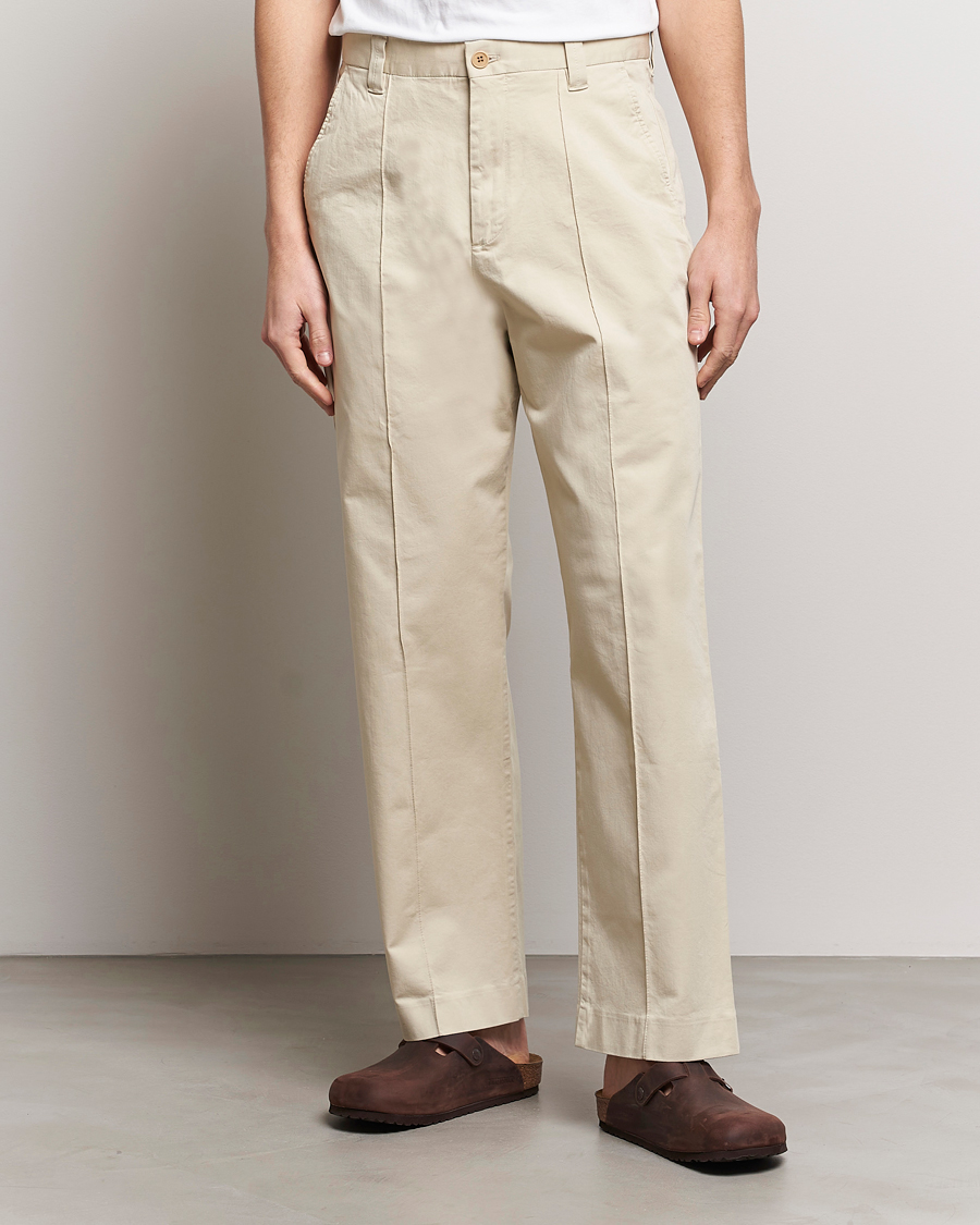 Hombres | Chinos | NN07 | Tauber Pleated Trousers Ecru