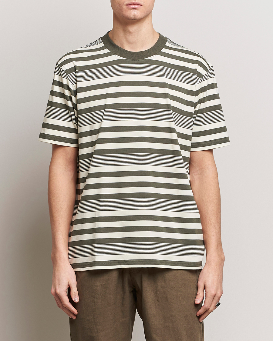 Hombres | Ropa | NN07 | Adam Striped Crew Neck T-Shirt Capers Green