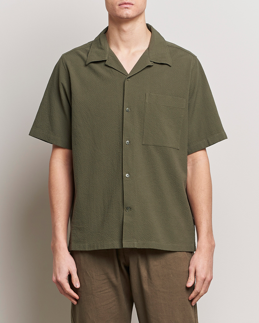 Hombres | Camisas de manga corta | NN07 | Julio Seersucker Short Sleeve Shirt Capers Green