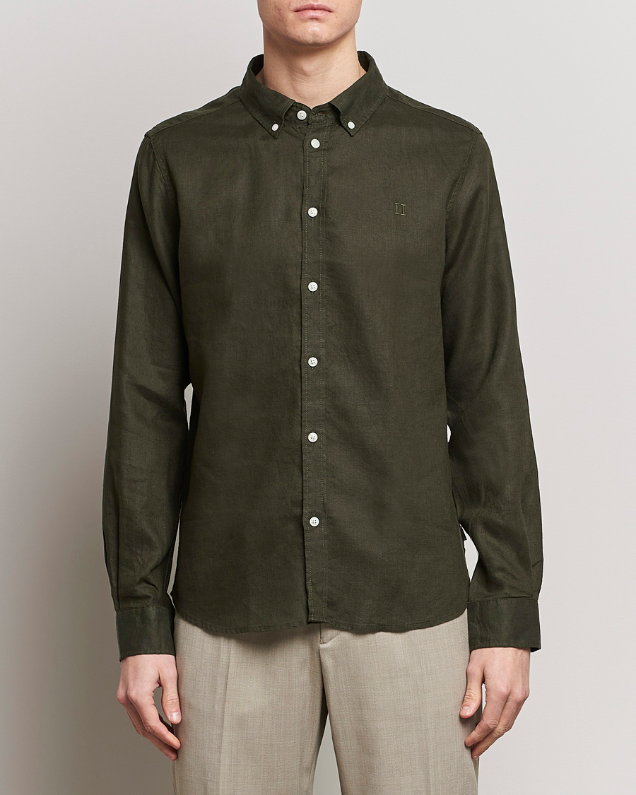 Hombres | Camisas de lino | LES DEUX | Kristian Linen Button Down Shirt Olive Night
