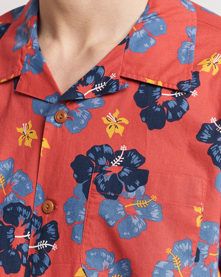 Hombres | Camisas | Nudie Jeans | Arthur Printed Flower Short Sleeve Shirt Red