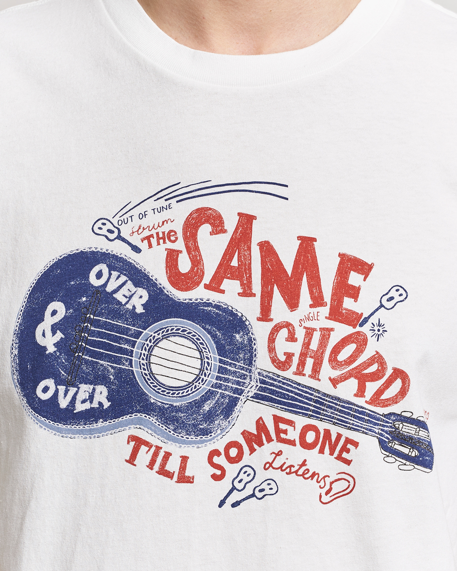 Hombres | Camisetas | Nudie Jeans | Roy Printed Crew Neck T-Shirt Off White