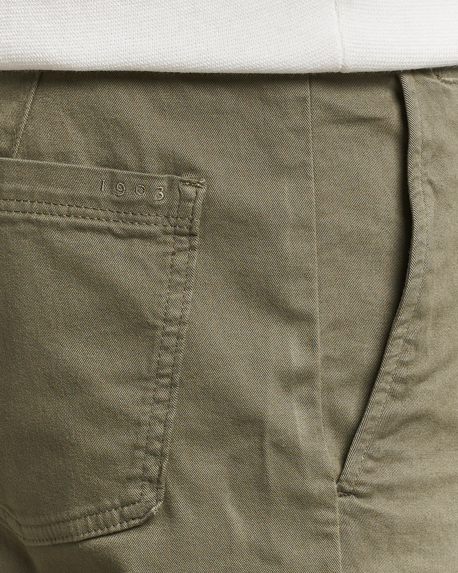 Hombres | Pantalones cortos | Tiger of Sweden | Caid Cotton Chino Shorts Dusty Green