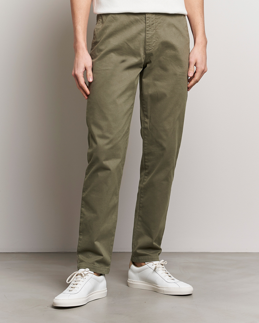 Hombres | Ropa | Tiger of Sweden | Caidon Cotton Chinos Dusty Green