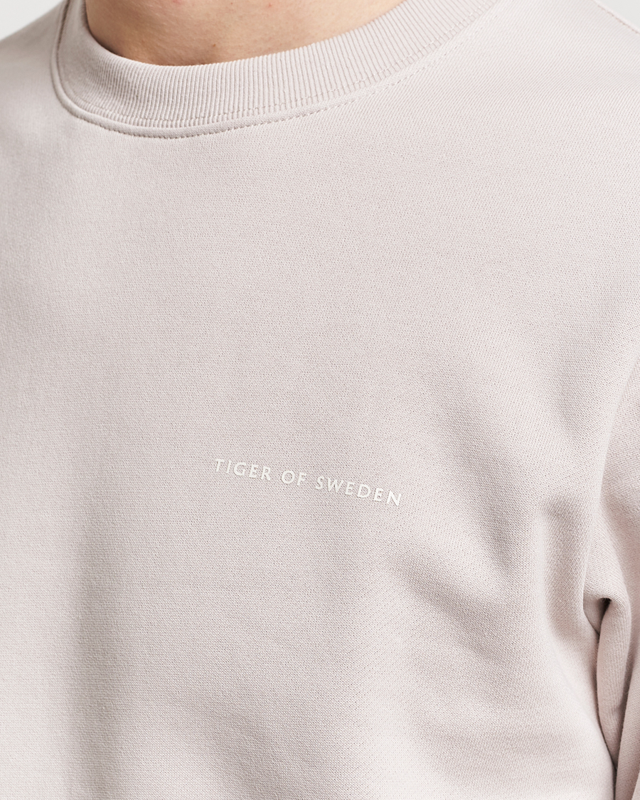 Hombres | Jerséis y prendas de punto | Tiger of Sweden | Emerson Crew Neck Sweatshirt Grey Sand