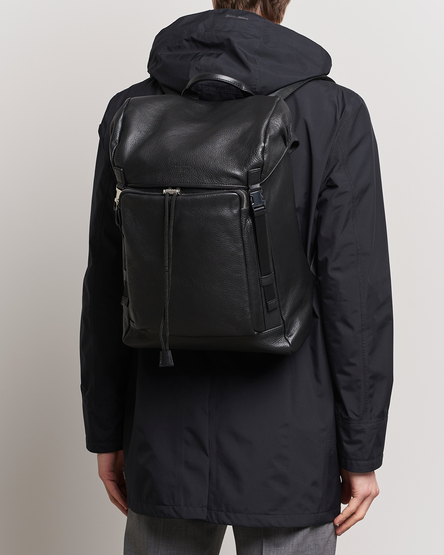 Hombres | Accesorios | Tiger of Sweden | Baha Grained Leather Backpack Black