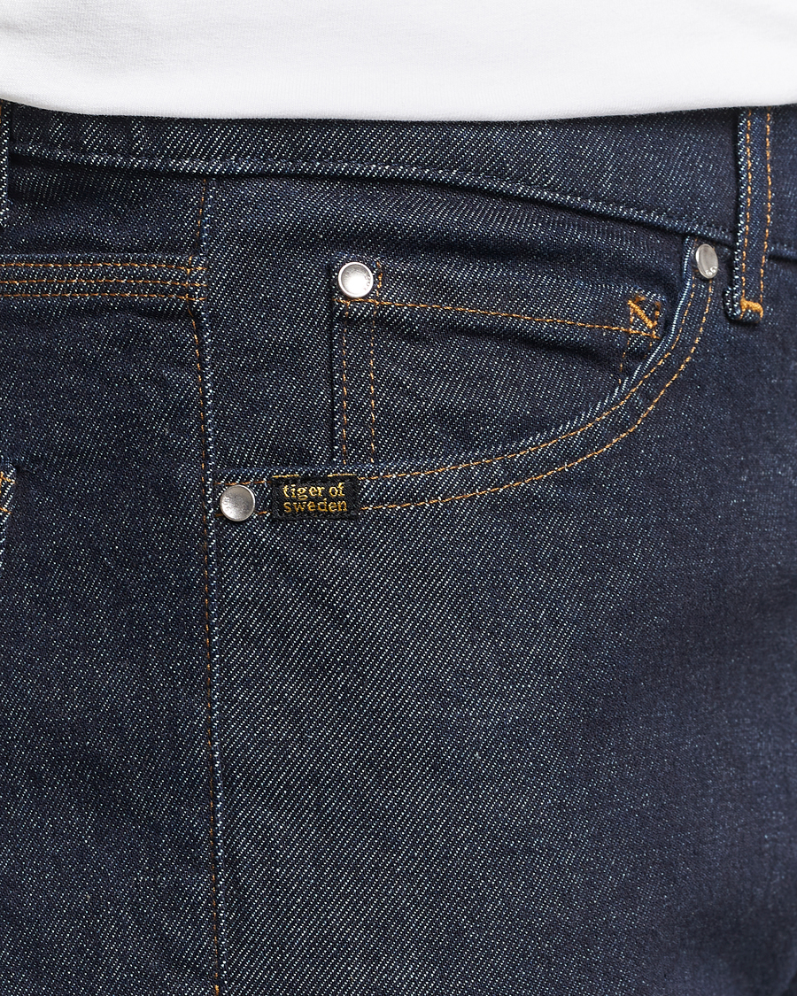 Hombres | Pantalones | Tiger of Sweden | Des Jeans Ripen Blue