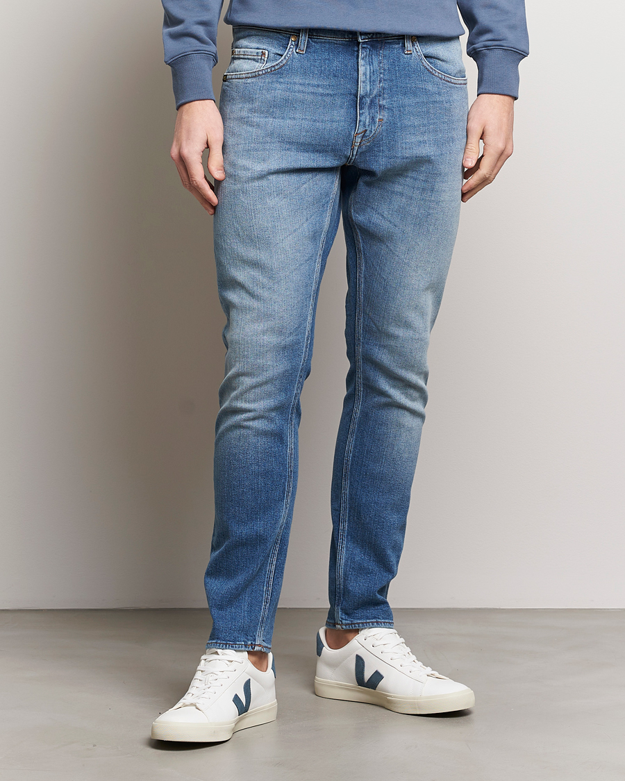 Hombres | Pantalones | Tiger of Sweden | Pistolero Jeans Light Blue