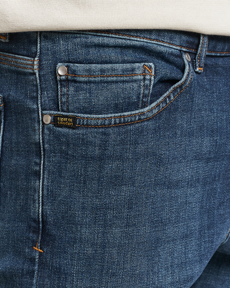 Hombres | Pantalones | Tiger of Sweden | Evolve Jeans Medium Blue