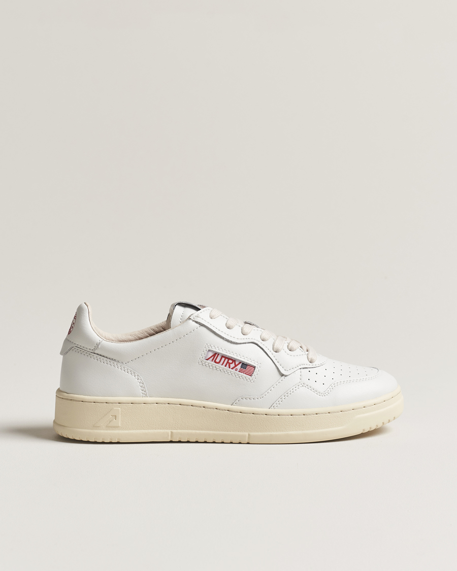 Hombres | Autry Medalist Low Leather Sneaker White/Red | Autry | Medalist Low Leather Sneaker White/Red