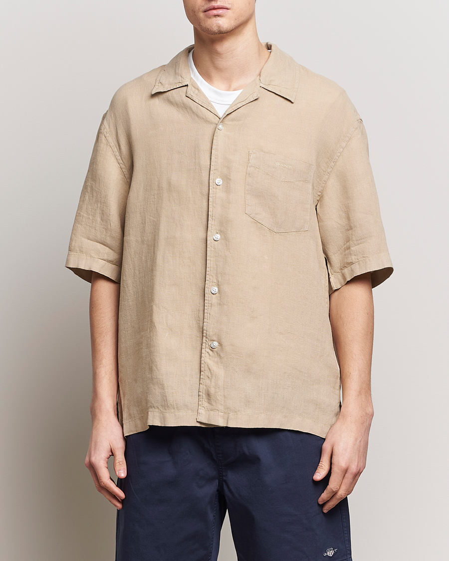 Hombres | Camisas | GANT | Relaxed Fit Linen Resort Short Sleeve Shirt Concrete Beige