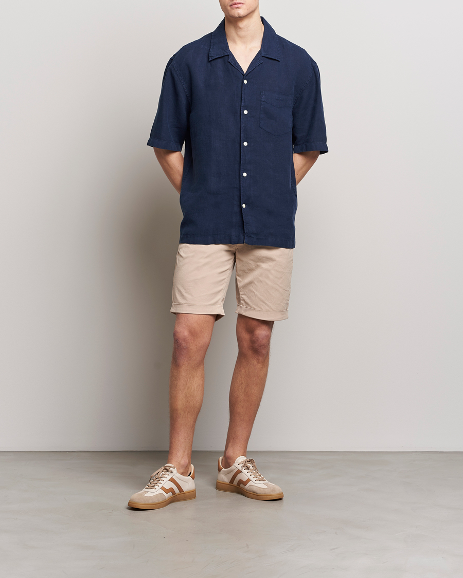Hombres | Camisas | GANT | Relaxed Fit Linen Resort Short Sleeve Shirt Marine