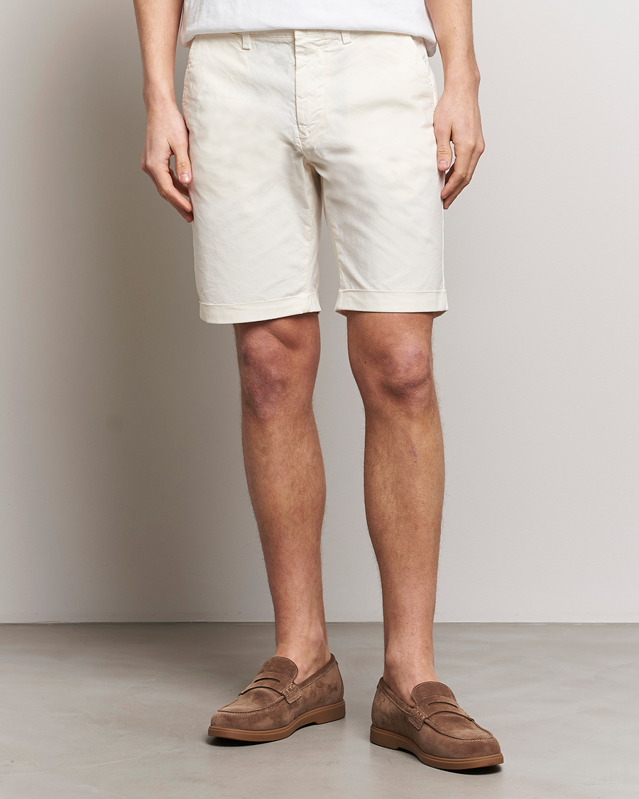 Hombres | Pantalones cortos chinos | GANT | Regular Sunbleached Shorts Cream