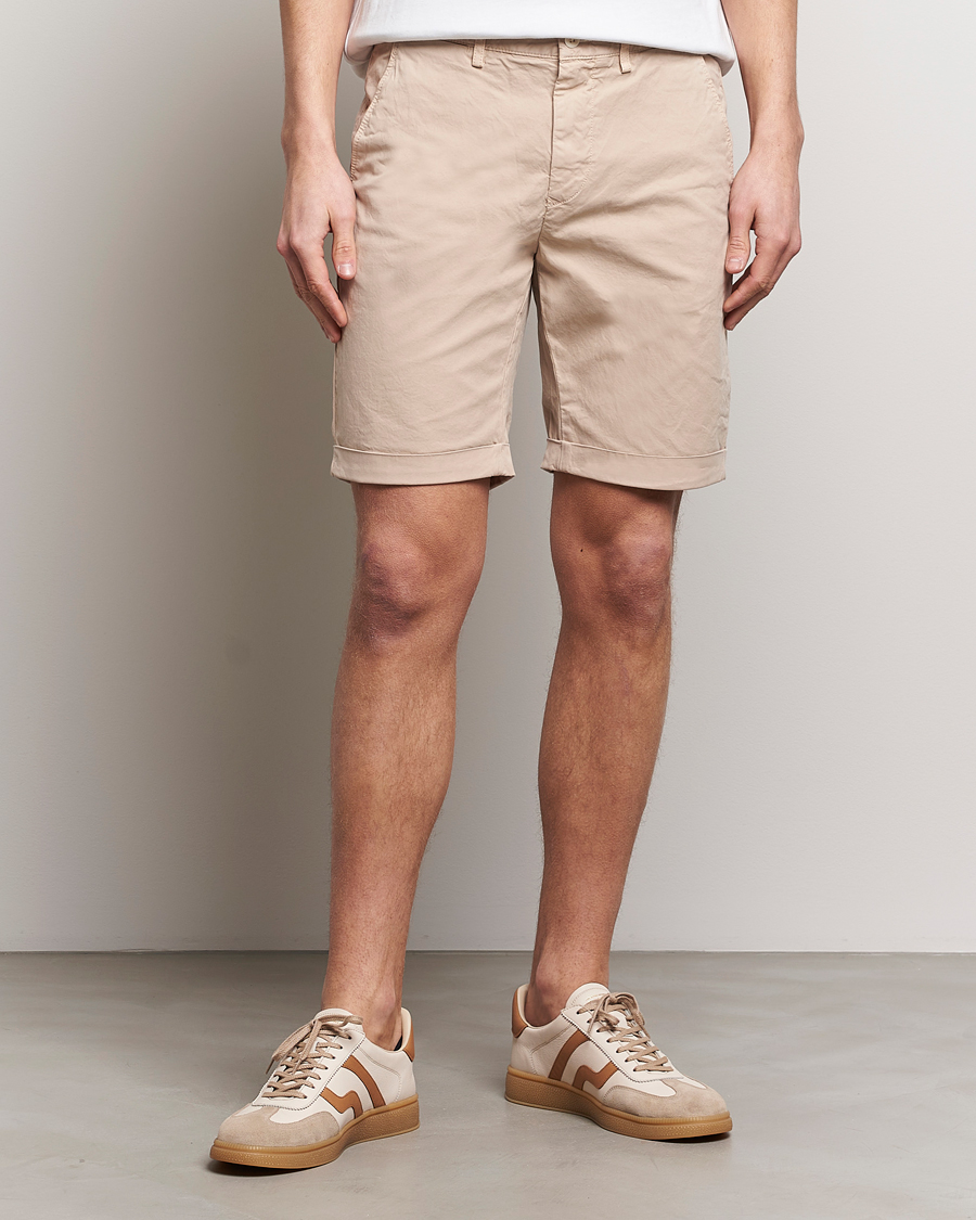 Hombres | Pantalones cortos chinos | GANT | Regular Sunbleached Shorts Dry Sand