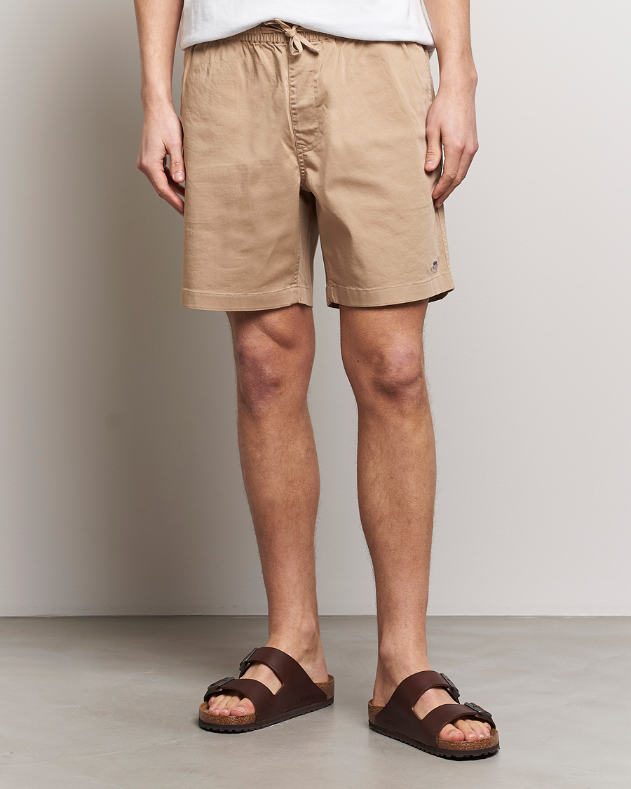 Hombres | Pantalones cortos con cordones | GANT | Drawstring Logo Shorts Dark Khaki