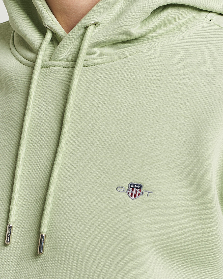 Hombres | Jerséis y prendas de punto | GANT | Original Shield Logo Hoodie Milky Matcha