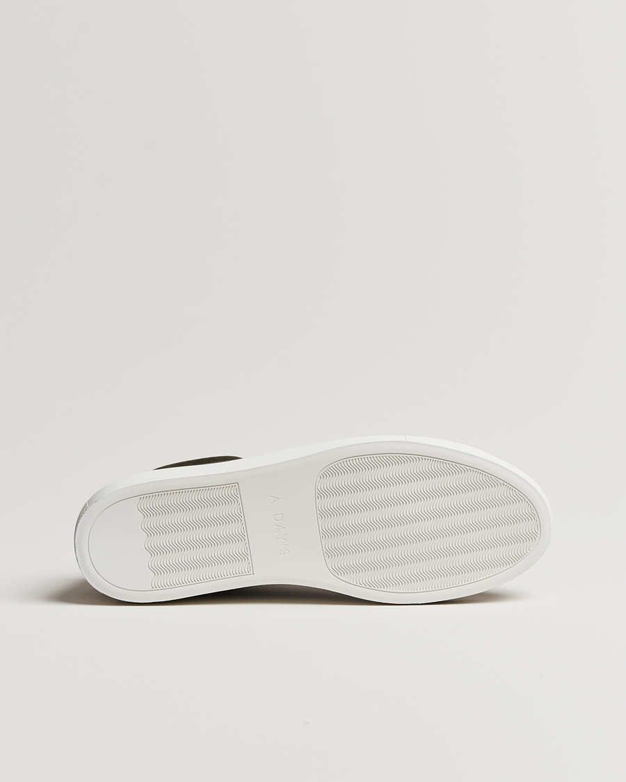 Hombres | A Day's March Suede Marching Sneaker Dark Olive | A Day's March | Suede Marching Sneaker Dark Olive