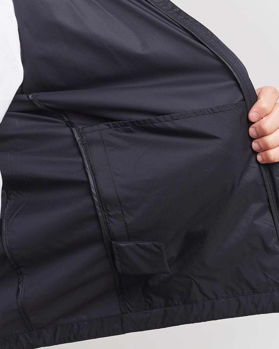 Hombres | Abrigos y chaquetas | UBR | Emperor Lightweight Hooded Jacket Navy