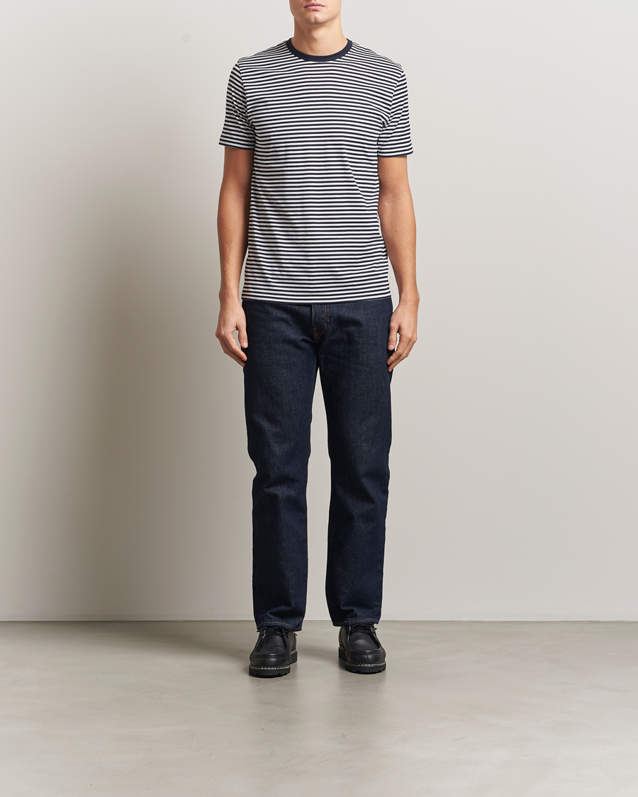 Hombres | Camisetas | Sunspel | Striped Crew Neck Q82 Cotton T-Shirt White/Navy