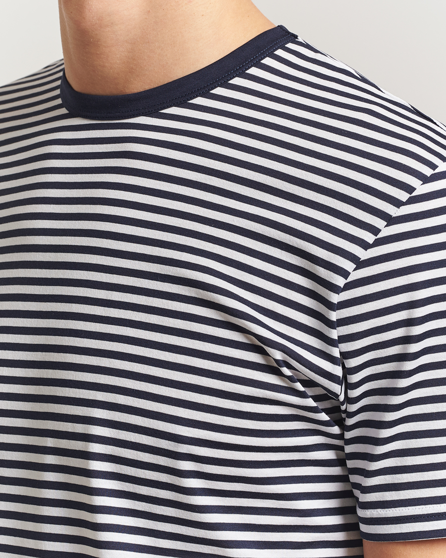 Hombres | Camisetas | Sunspel | Striped Crew Neck Q82 Cotton T-Shirt White/Navy