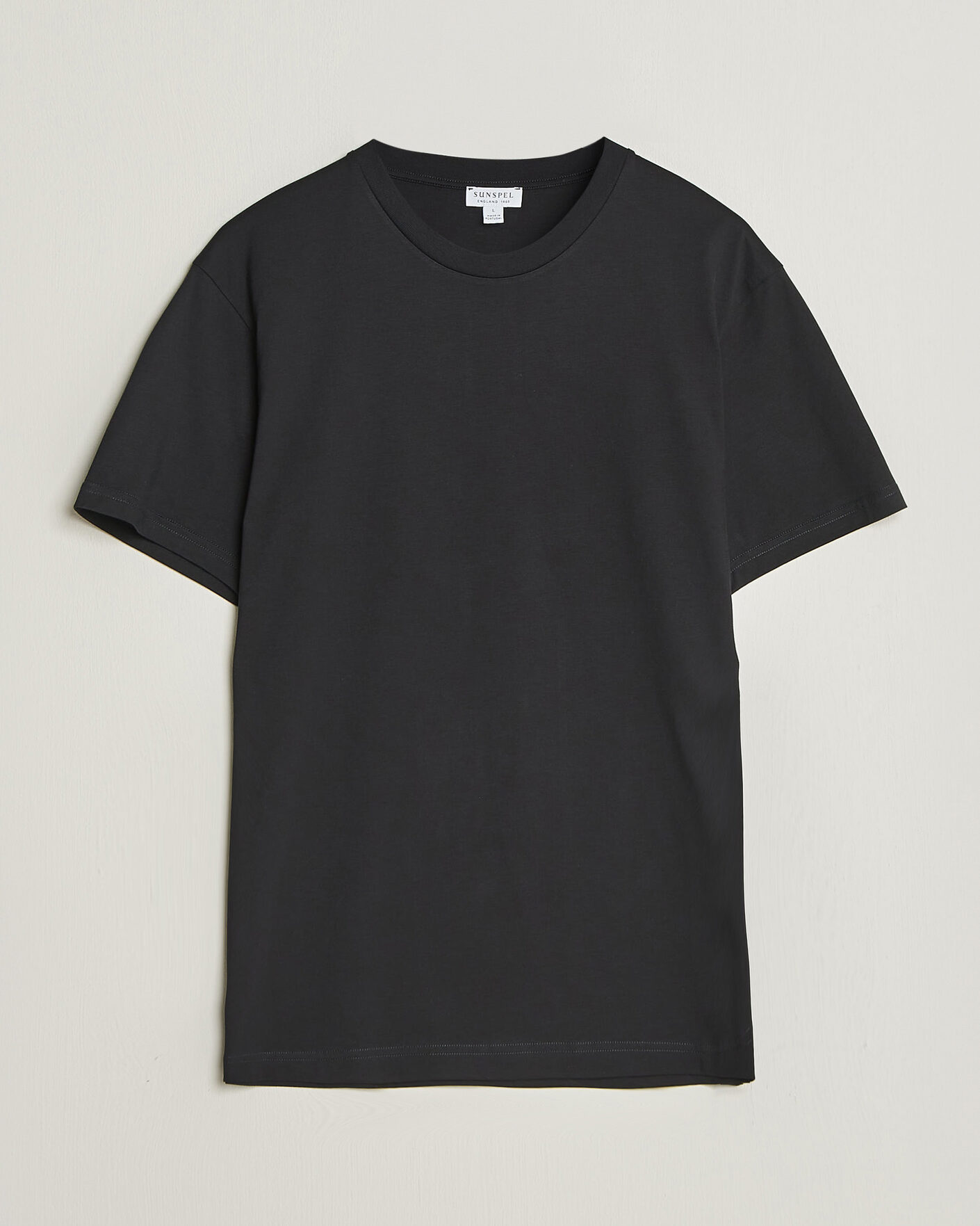 Hombres | Camisetas | Sunspel | Riviera Midweight T-Shirt Black