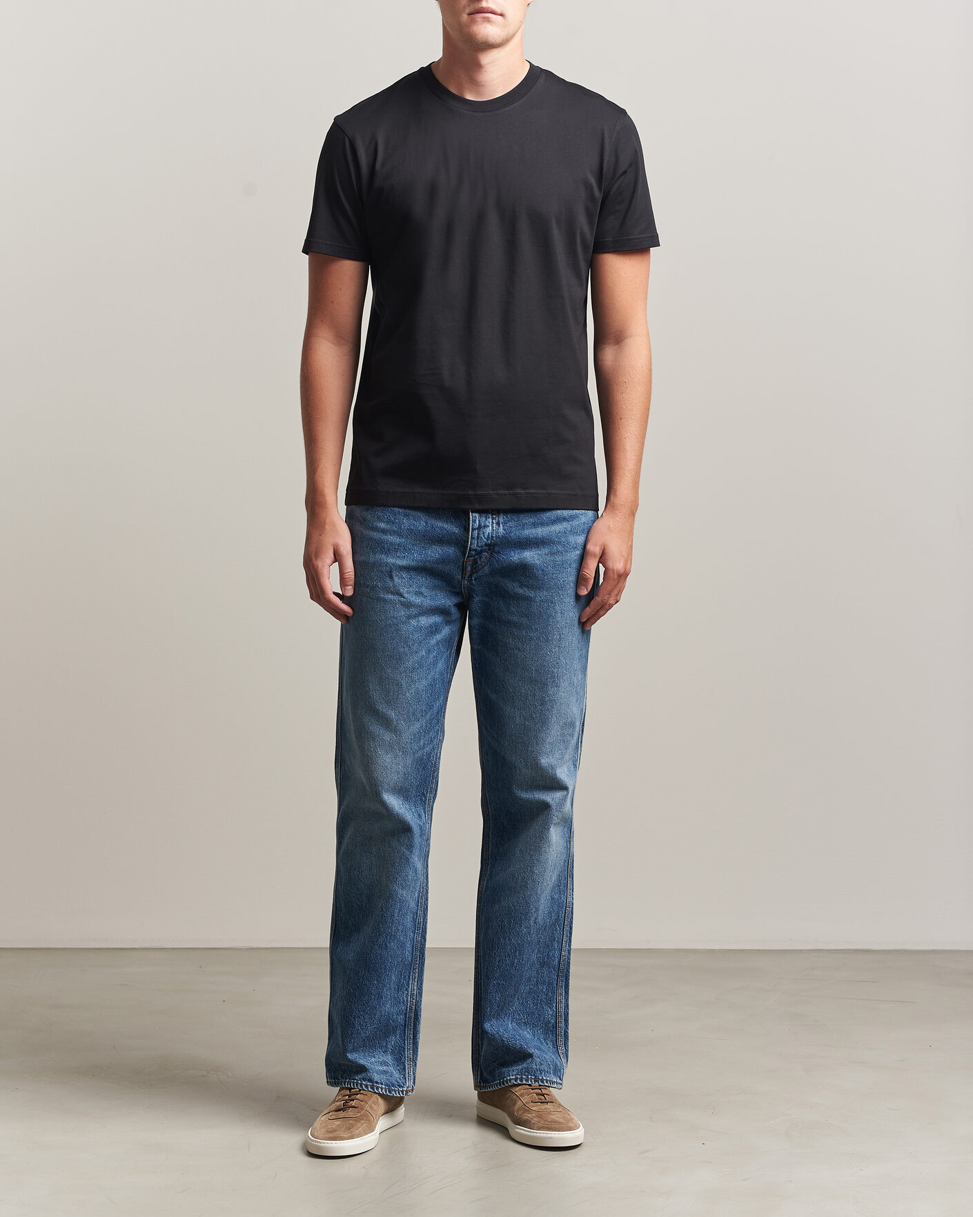 Hombres | Camisetas | Sunspel | Riviera Midweight T-Shirt Black