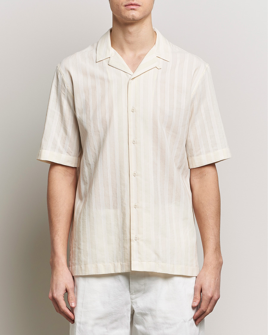 Hombres | Camisas | Sunspel | Embroidered Striped Short Sleeve Shirt Ecru