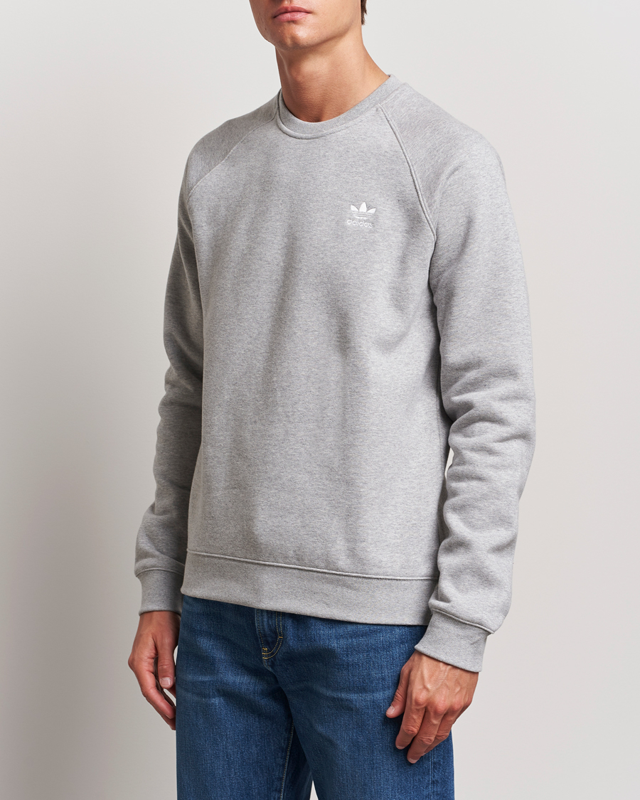 Hombres |  | adidas Originals | Essential Crew Neck Sweatshirt Grey Melange