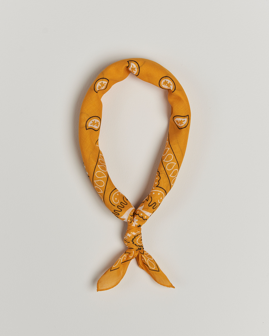 Hombres | Amanda Christensen Cotton Voilé Printed Paisley Bandana Yellow | Amanda Christensen | Cotton Voilé Printed Paisley Bandana Yellow