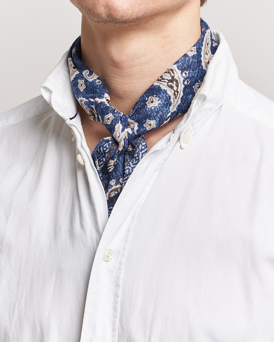 Hombres | Amanda Christensen Cotton Voilé Printed Paisley Bandana Navy | Amanda Christensen | Cotton Voilé Printed Paisley Bandana Navy
