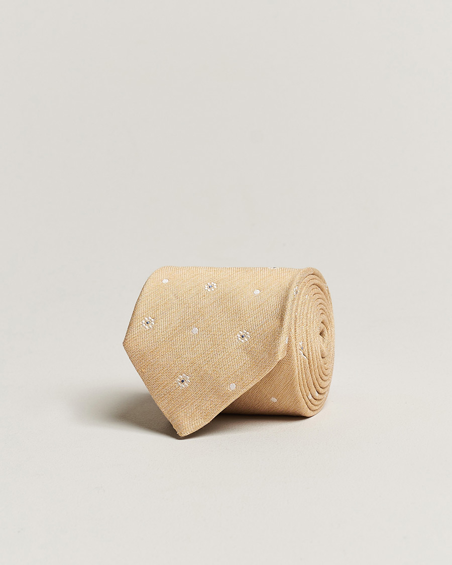 Hombres | Amanda Christensen Cotton/Silk/Linen Printed Flower 8cm Tie Yellow | Amanda Christensen | Cotton/Silk/Linen Printed Flower 8cm Tie Yellow
